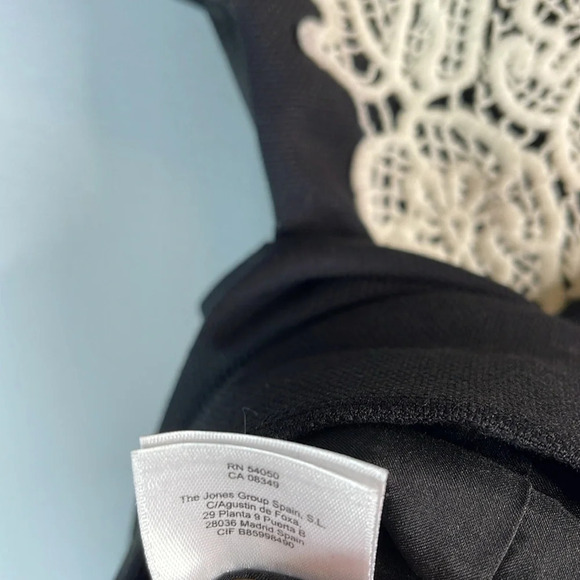 ANNE KLEIN Dainty Dress Black White Lace Appliqué Sheath Midi Cap Sleeves Size 4 - Picture 9 of 11